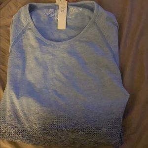 NWT VS Pink Seamless Crop Top